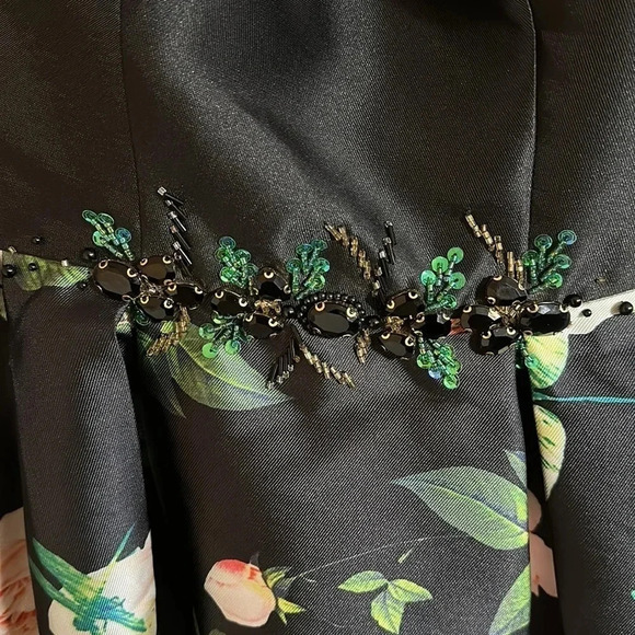 Mac Duggal Beaded Waist Floral Fit & Flare Dress Size 0 - Picture 11 of 12